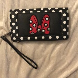 Minnie Mouse wallet wristlet